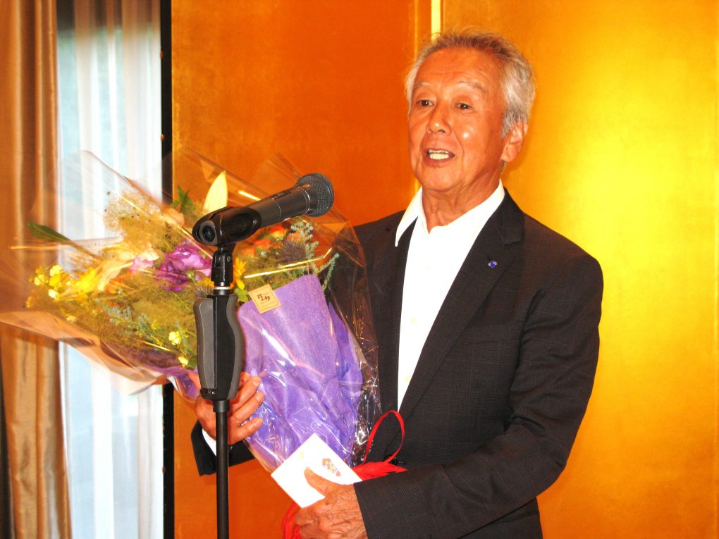 「片岡英雄氏　旭日双光章受章記念祝賀会開催」